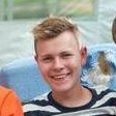 Simon Næslev