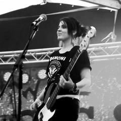 Vanessa Jones (Bads)