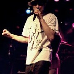 13. I'm Out (feat. Cise Star & Akin)