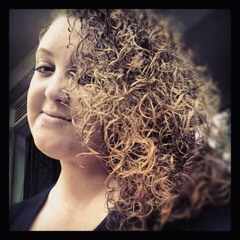 curlyy