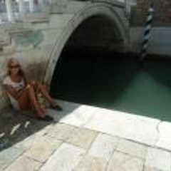 Jennifer Van Hartmann