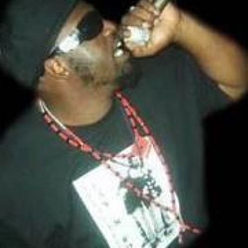 Gutta Mouf N J. Biggz_ Feelin Myself_ Gorillamonsoonin at APE ZONE ENT.