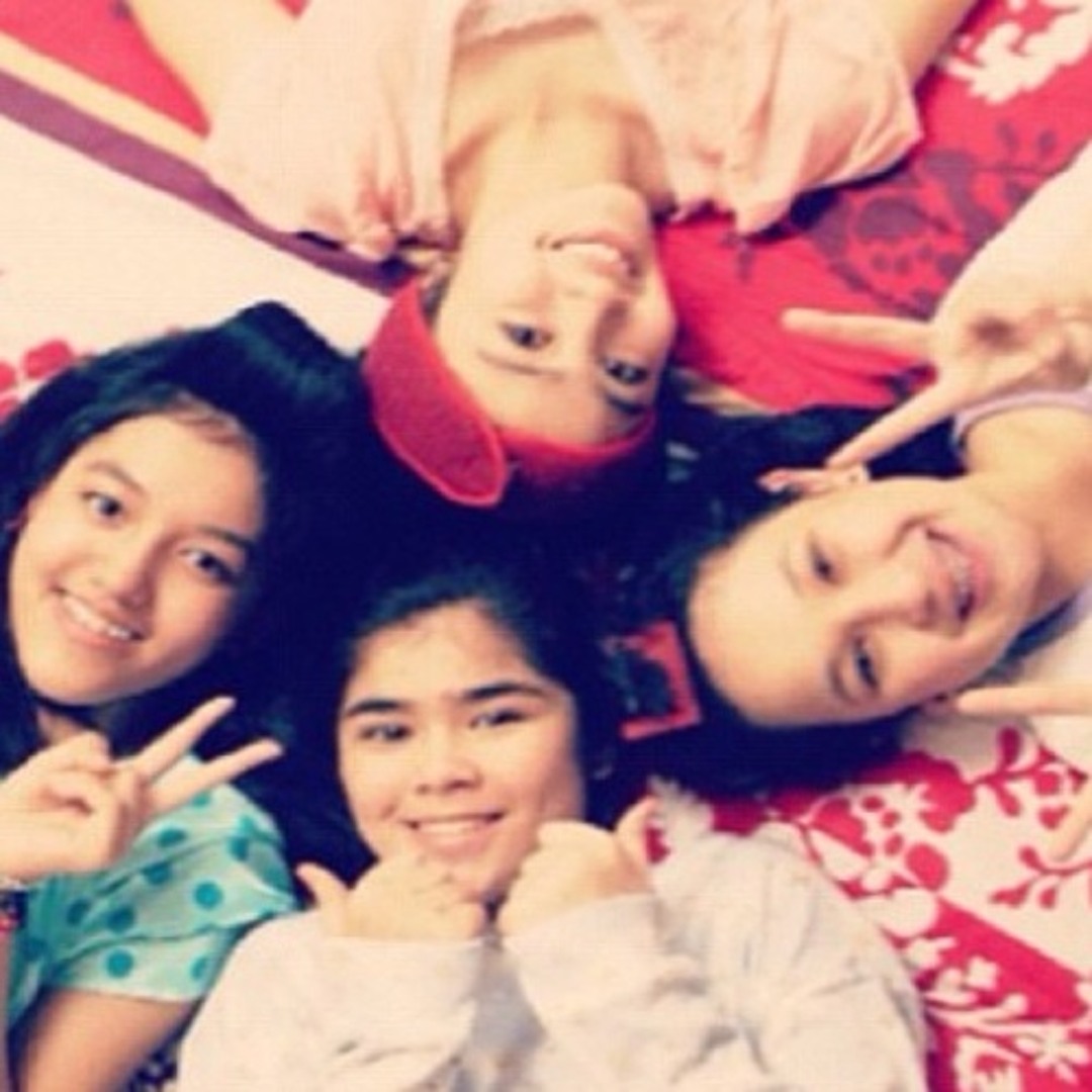 Listen to Blinkin - Composed by IFY BLINK a 14 yrs old Indonesian girl by  Blink Indonesia in BLINK playlist online for free on SoundCloud, image size:1080x1080