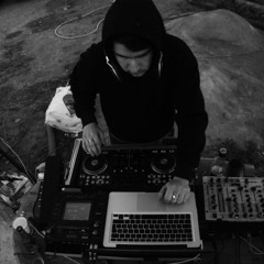 Tom Ewok. [10Funktion]