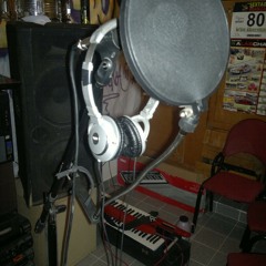 SI TU NO ESTAS AQUI ( covers de sin bandera) - SEBAS