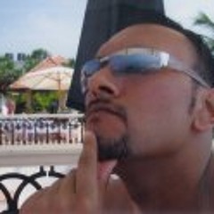 vee_on_fire@hotmail.com