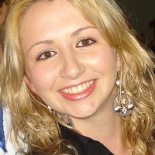 Stream Gabriela Mattes Brustolin music | Listen to songs, albums