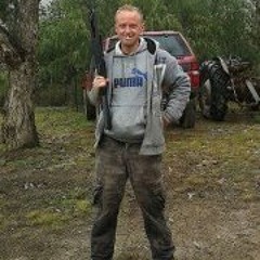 Tommy Blue Nose Bertie