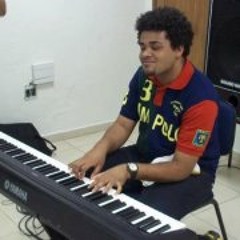 Hugo Almeida 9
