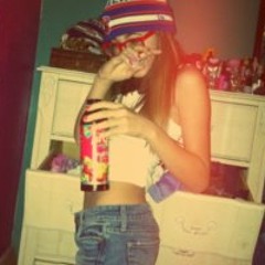 Înternâtionâl Lộve 1