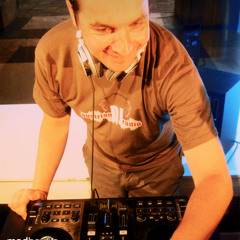 yseca [austrian-DJ-radio]