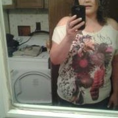 Kimberly D Worthington