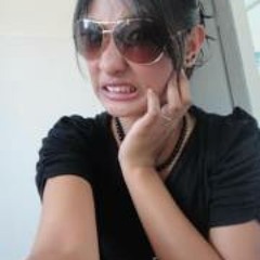 Perempuan Madmoiselle Roe