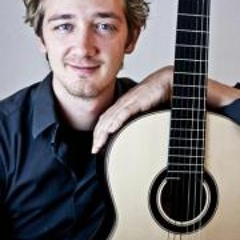 Mo Reinwein plays J.S.Bach - Sarabande BWV 1002