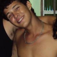 Gustavo Torres 21