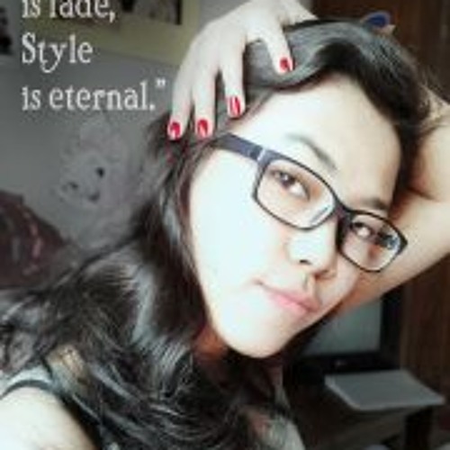Bunga Zainal - Bunga Zainal Home Facebook : Tangannya diinfus dan terbaring lemas di ranjang rumah sakit.