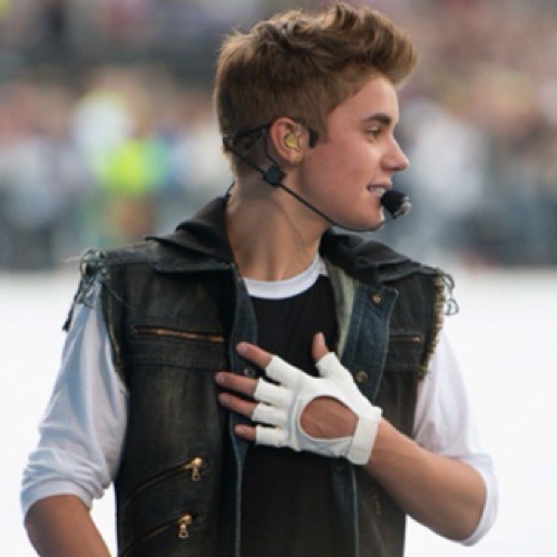 Justin Bieber Drummer Boy By Belieber
