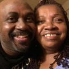 Lila La Bella Estero