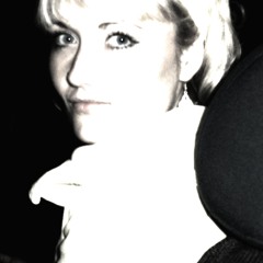 Sue Hieselhahn 2 (ZueWax)