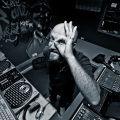 Matt Tucker / SQUEEZE