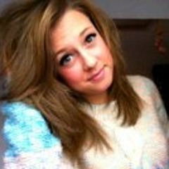 Chloe Topsy Singleton