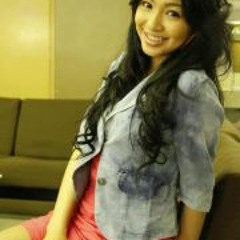 Nadine Lustre
