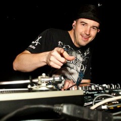 JonnyDGTL *dj jonny d*