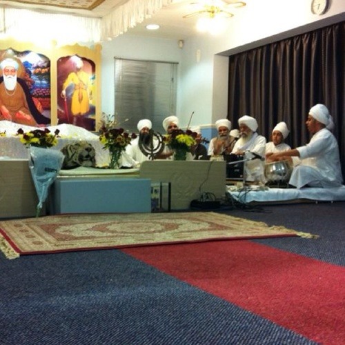 Bhai Amarjit Singh Ji Nanaksar Wale Kirtan at garib niwaj