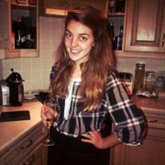 Claudia Lily Floriano