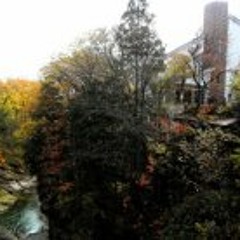 Tenjin Lodge