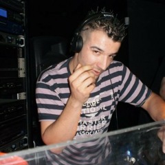 Dj aGuiS
