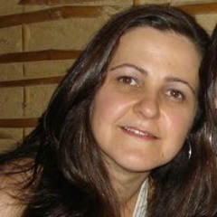 Lucileni Refundini Chamon