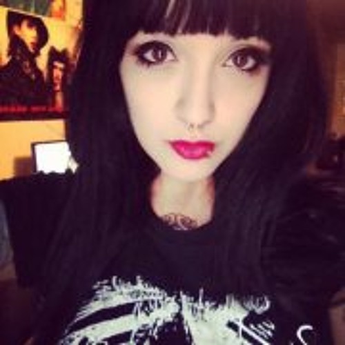 Veronika Lorraine’s avatar