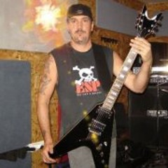 Head State Guitarist