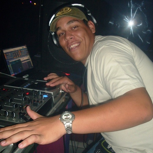 Stream DJ HUGO BOY music Listen to songs, albums, playlists for free