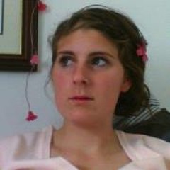 Kloe Revell REVELLITIOUS