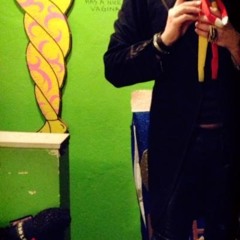 Gaydolf/golden showers