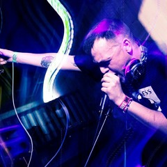 DJ Nomad