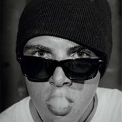 MMile$io$"