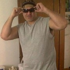 Carlos Lamour Cuevas