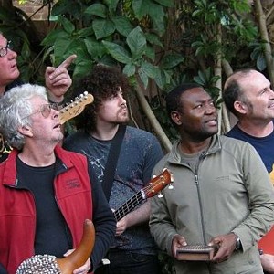 Paul Mbenna and the Okapi Guitar Band - Hamsini Hamsini