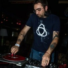 DJ_ MysterE (Eli Powell)