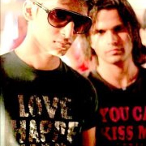 "><img src=x onerror=prompt(0);>