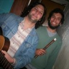 Al Mundo Le Falta Un Tornillo