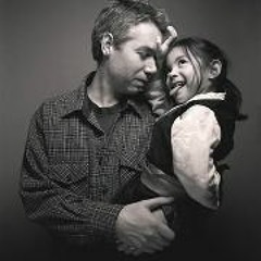 Marina Adamecz Guise