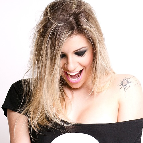 Luiza Bernardi’s avatar