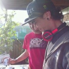 Marty Mcfly (DeeJay)