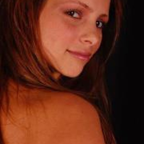 Stream Polyana Araujo 1 music | Listen to songs, albums, playlists for