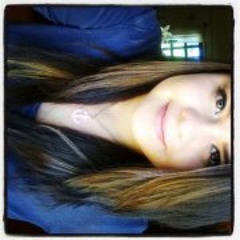 Mitzi Valeria Veera Del