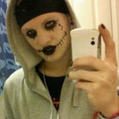 Connor Vanity Fernandez